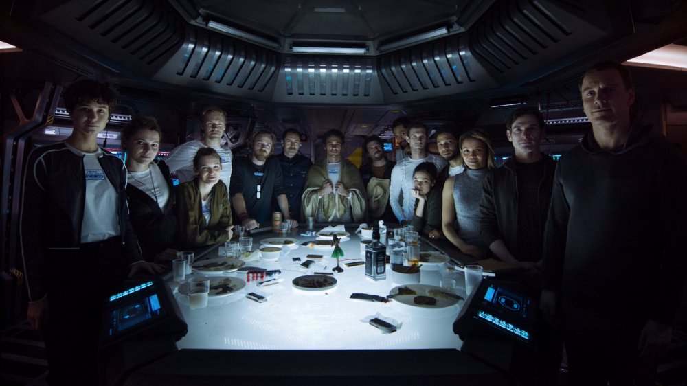 alien--covenant-crew-174699.jpg.pagespeed.ce.SKSFLaAjdE